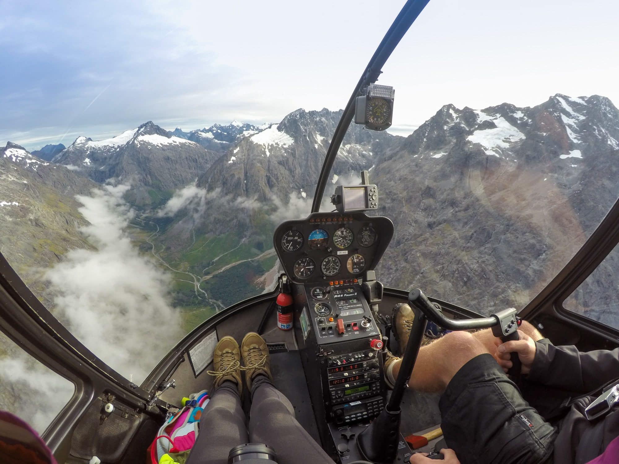 MILFORD SOUND HELICOPTER FLIGHT