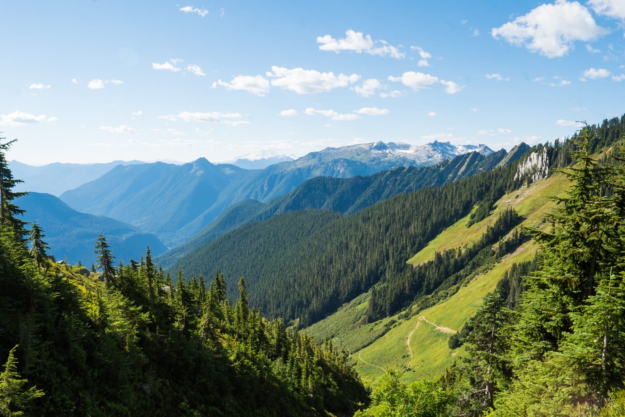 Hidden Lake Lookout is one of the best day-hikes / overnight backpacking trips in North Cascades National Park. Get our full trail guide & add this hike to your summer hiking bucketlist. 