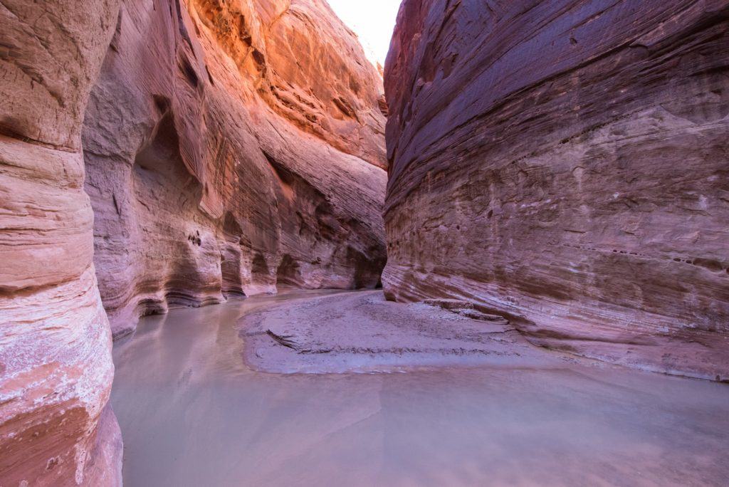 backpacking through Paria Canyon