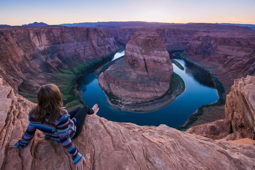 Antelope Canyon & Horseshoe Bend / Some of the best Arizona road trip stops for outdoor adventure. 