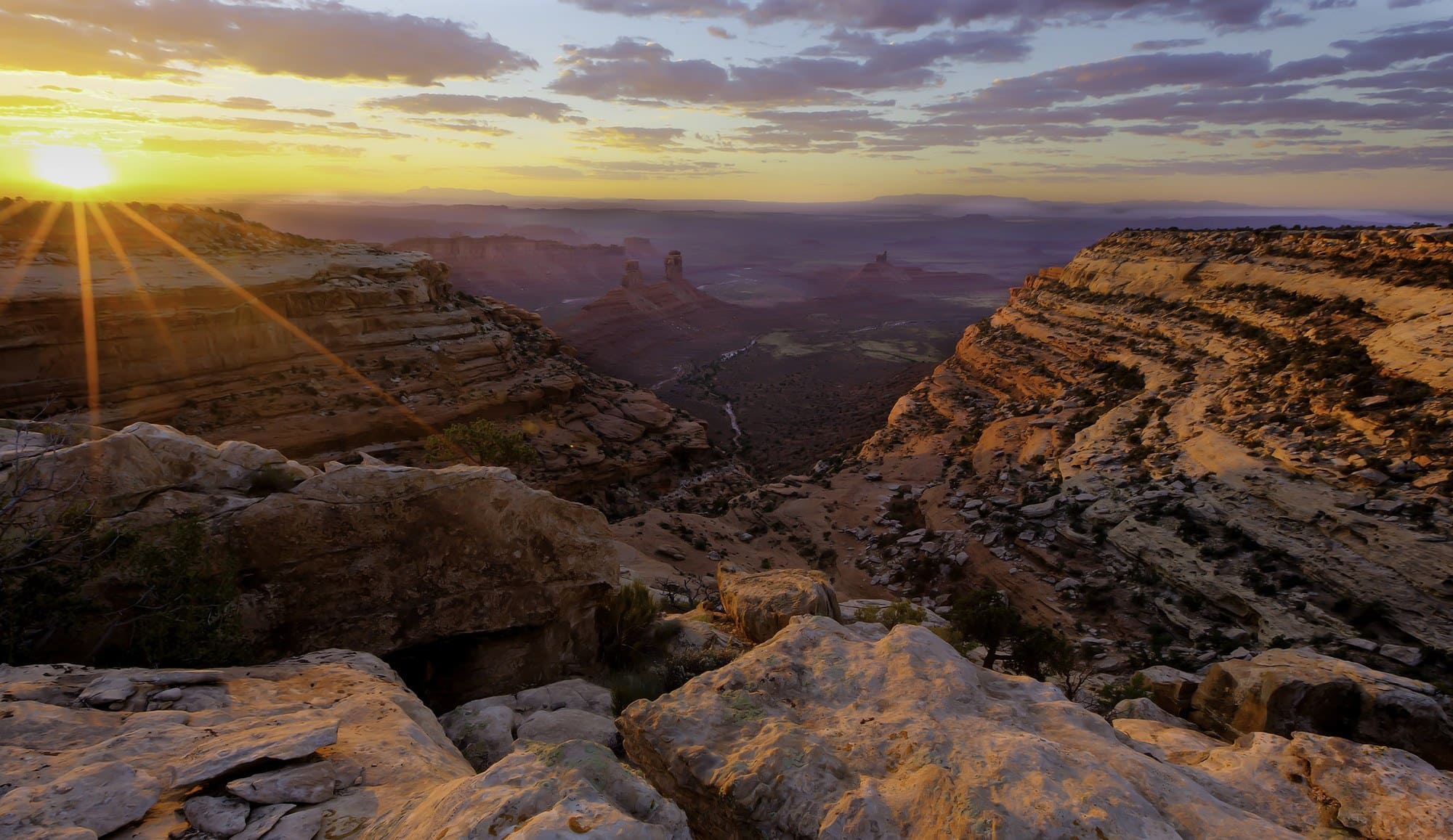 Bears Ears National Monument is under threat. Learn how to Vote the Oudoors at the upcoming election with our guide to being an engaged outdoor enthusiast