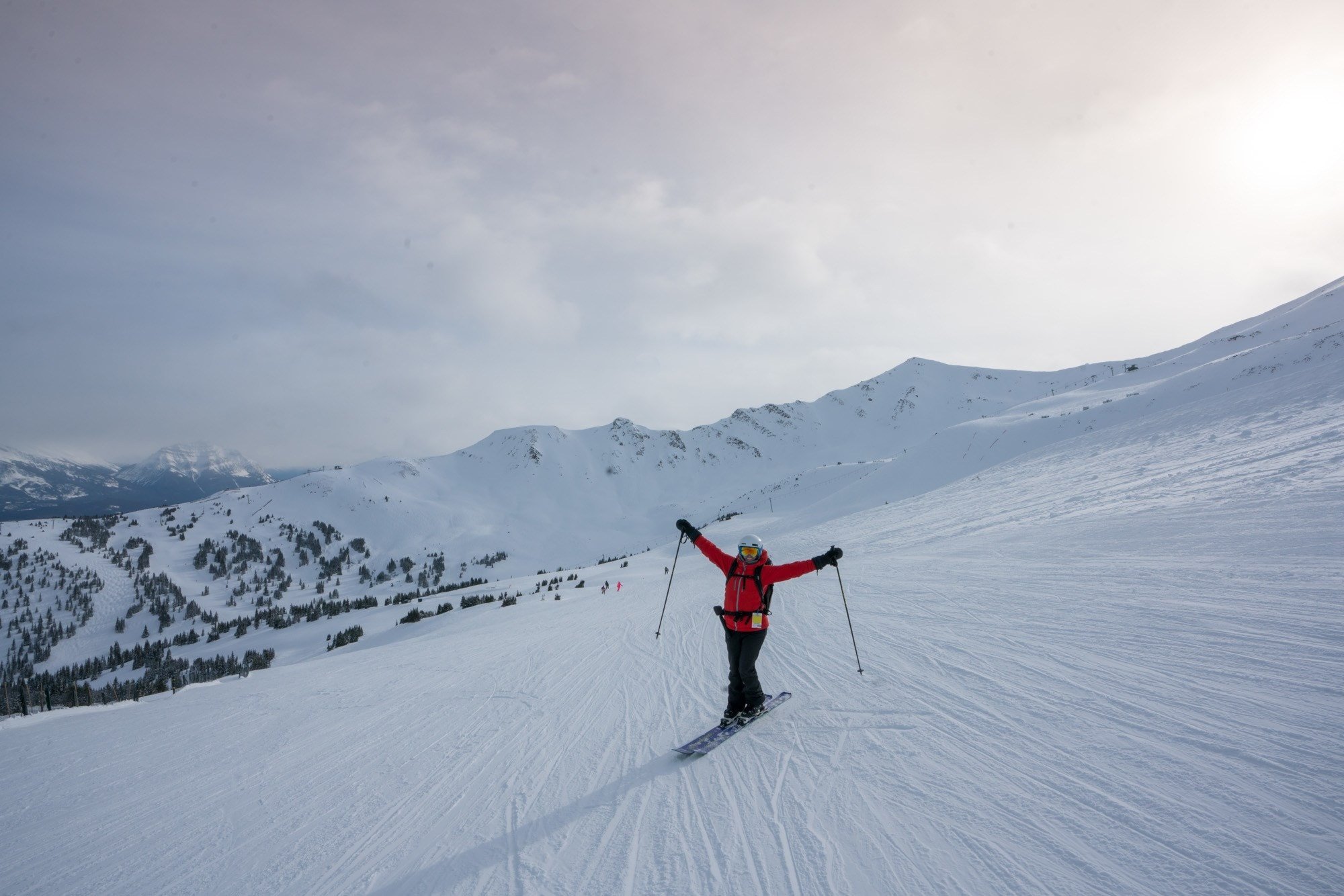 Marmot Basin // Plan your getaway to Jasper National Park in winter with our guide to the best winter activities such as skiing, dogsledding, and more.