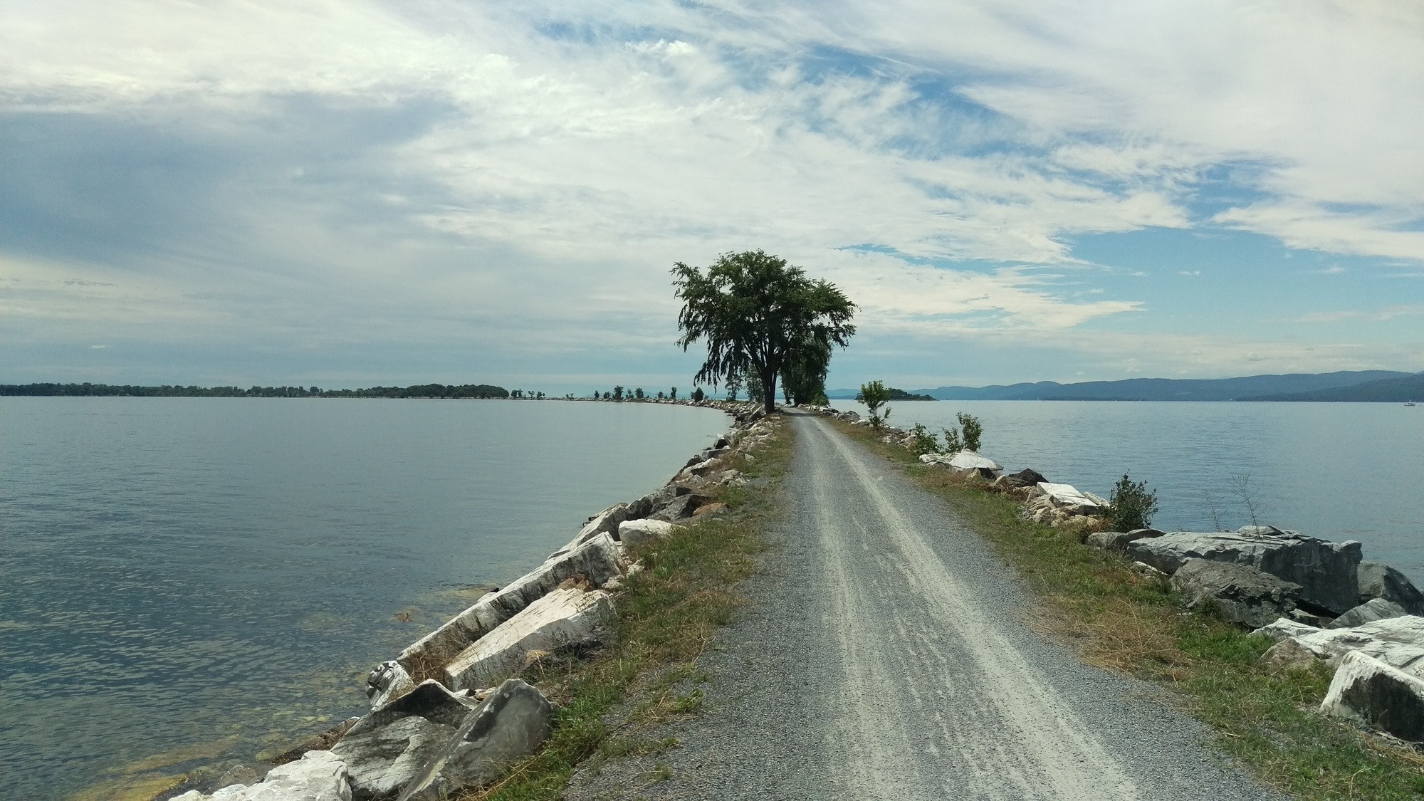 Heading to Vermont? Here is the ultimate 3-day Lake Champlain itinerary for the best places to see, activities to do, and where to explore in and around Lake Champlain. 