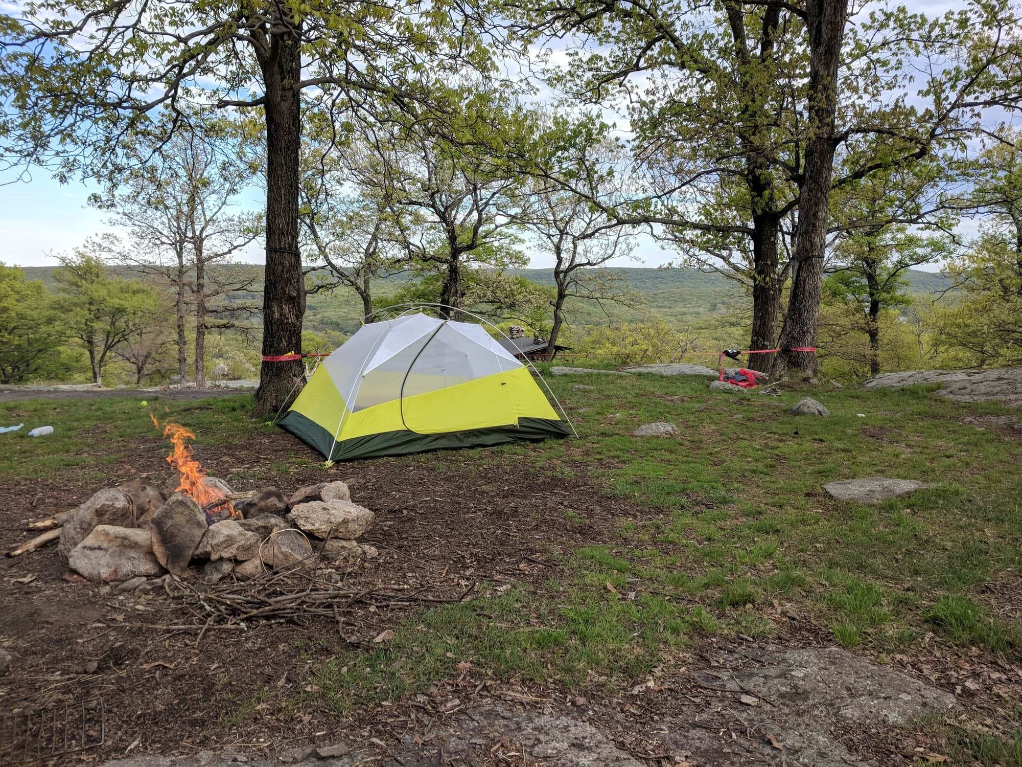 Harriman State Park is New York state's second largest park with over 200 miles worth of on trail and backcountry hiking, camping and boating. Plan your visit to the park with our ultimate guide to Harriman State Park, New York.