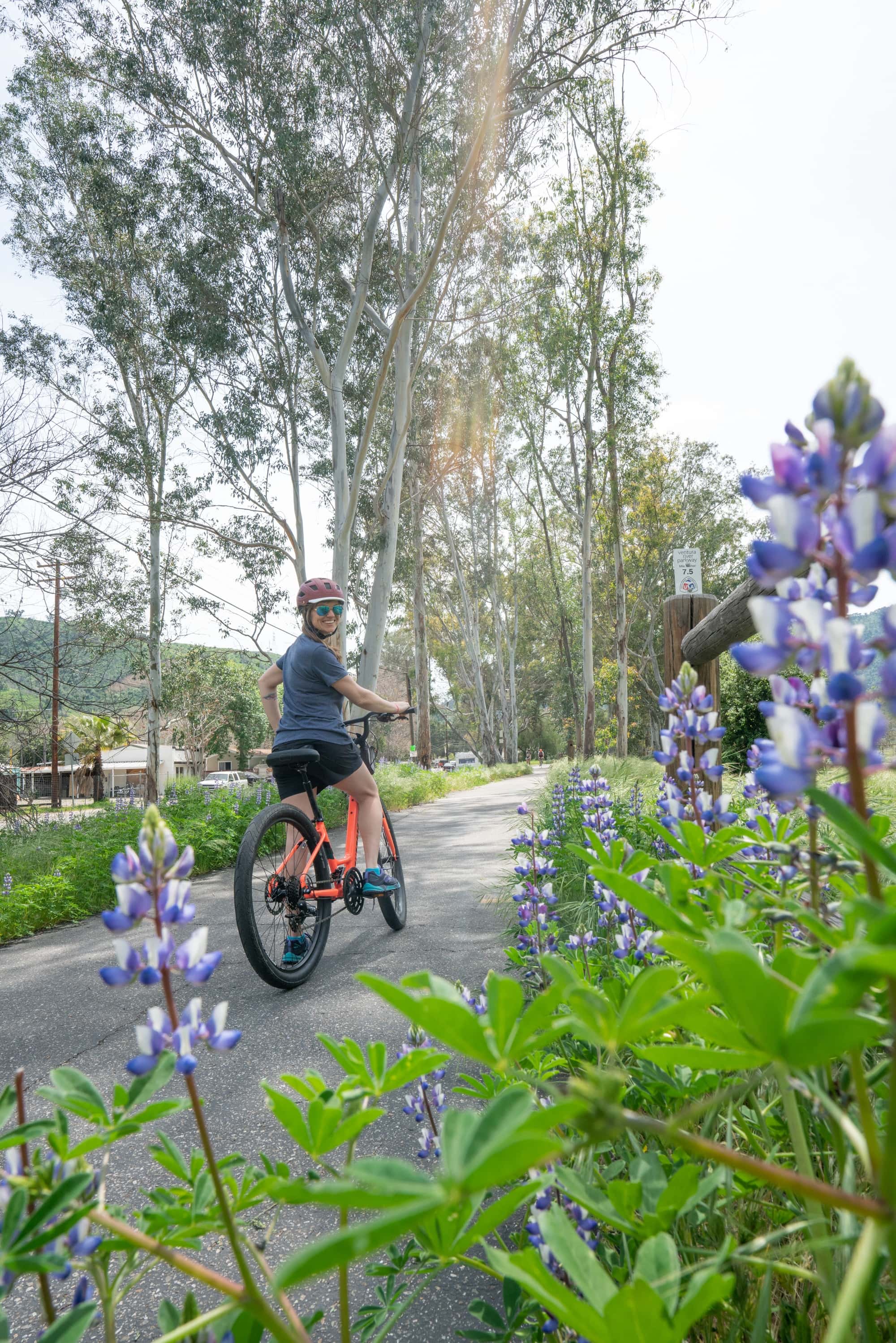 Ventura bike path // A 6 day california coast road trip itinerary that combines outdoor adventure travel and local California beach town culture.