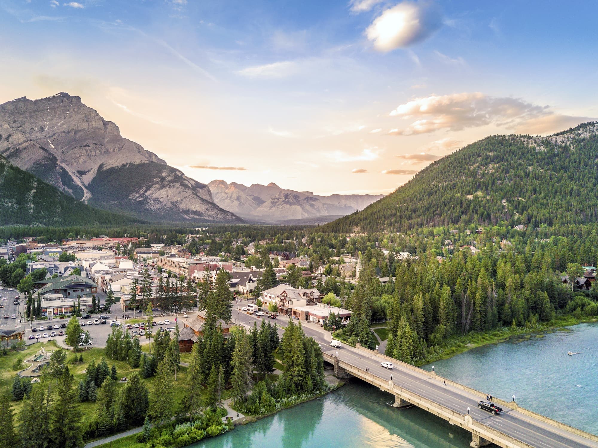 A list of the most scenic hiking trails, bike paths, kayaking and all the best outdoor activities to do in Banff in the early summer.