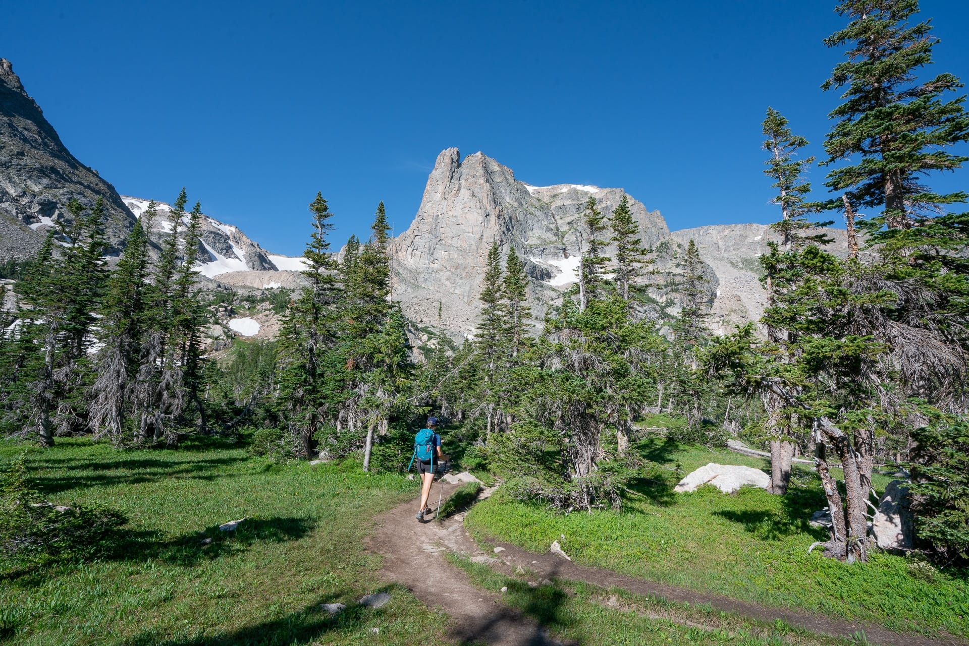 Lake Odessa Trail // Emerald Lake Trail // Get our guide to the best day hikes in Rocky Mountain National Park including distances, trail descriptions, what to be prepared for, and more.