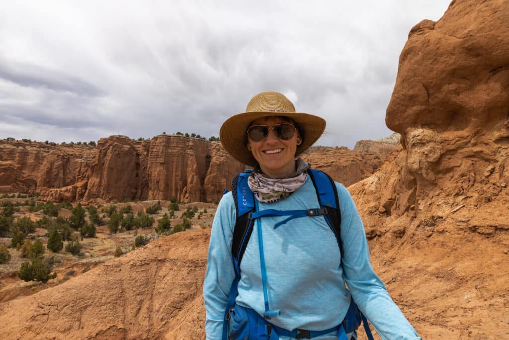 Women hiking in Kodachrome Basin State Park in Utah