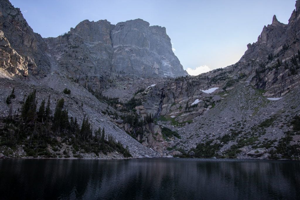 Emerald Lake Trail // Get our guide to the best day hikes in Rocky Mountain National Park including distances, trail descriptions, what to be prepared for, and more.