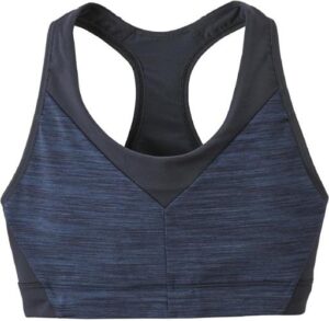Patagonia Wild Trails Sports Bra // Not sure what to wear hiking? Learn how to dress for both function & comfort on the trail with this women's best hiking clothes guide.