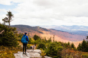 Learn what to wear hiking in fall with our checklist of the best fall hiking clothes for women that wick sweat, keep you warm, and look good.