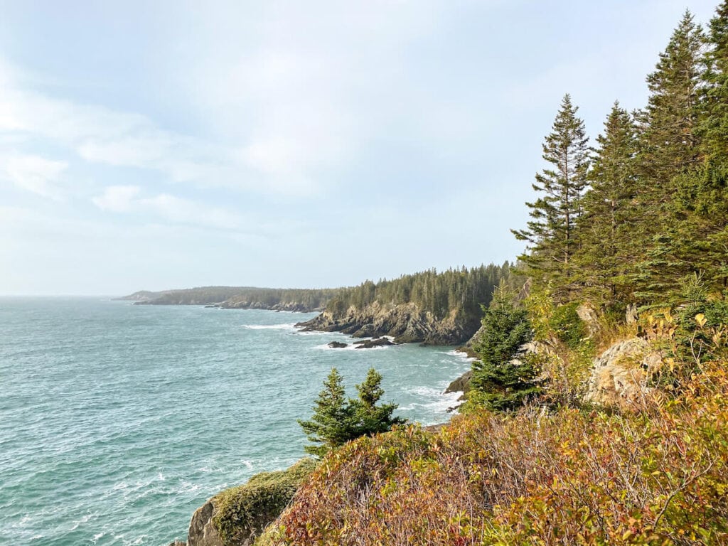 Coastal views on the Cutler Coast trail // This Maine backpacking guide features an overnight backpacking trip or day hike along Maine’s Bold Coast.