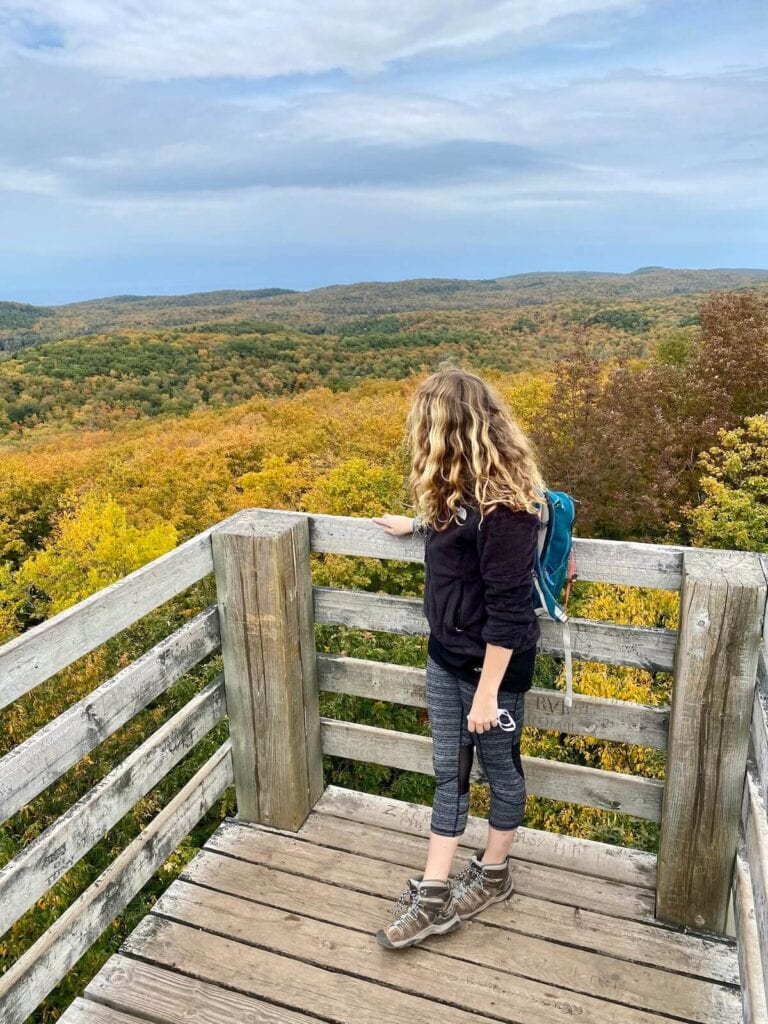 Porcupine Mountains Wilderness hiking / Plan your Michigan road trip with this guide to the best stops for outdoor adventure, including the Upper Peninsula and Western Michigan.