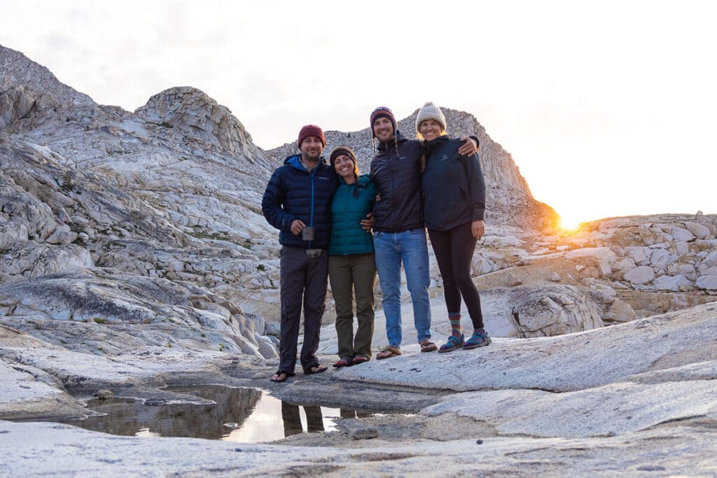 friends backpacking in Kings Canyon // Here are easy ways to connect with nature in your everyday life - whether you live in a city or work long hours we've got tips to help you.