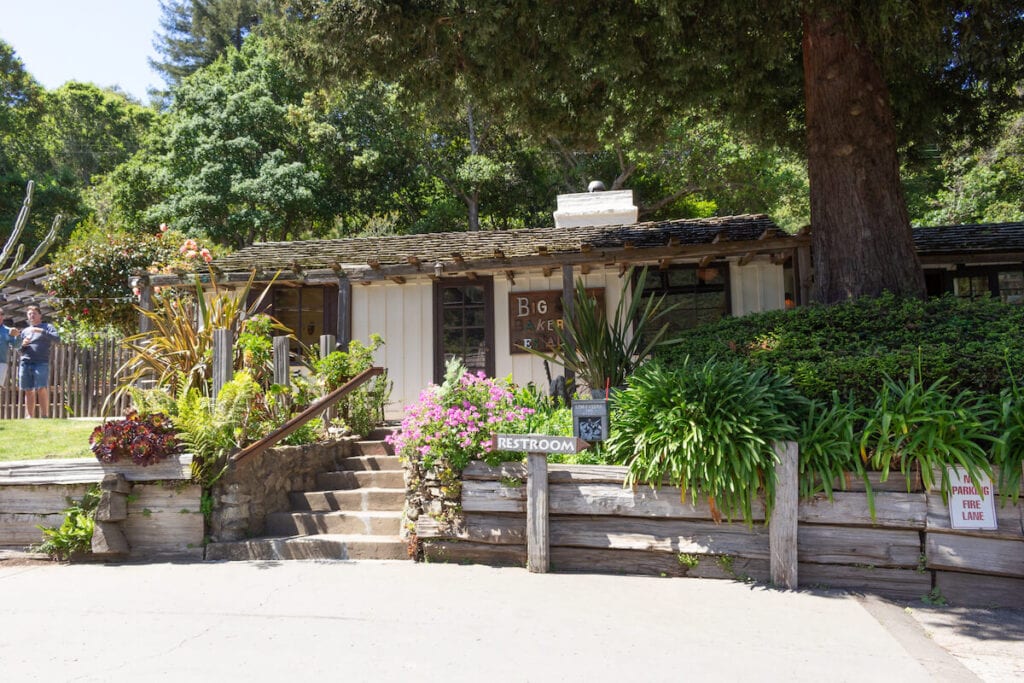 Big Sur Bakery // Here are the top things to do in Big Sur, California including camping, hiking, restaurants, sightseeing, and more.