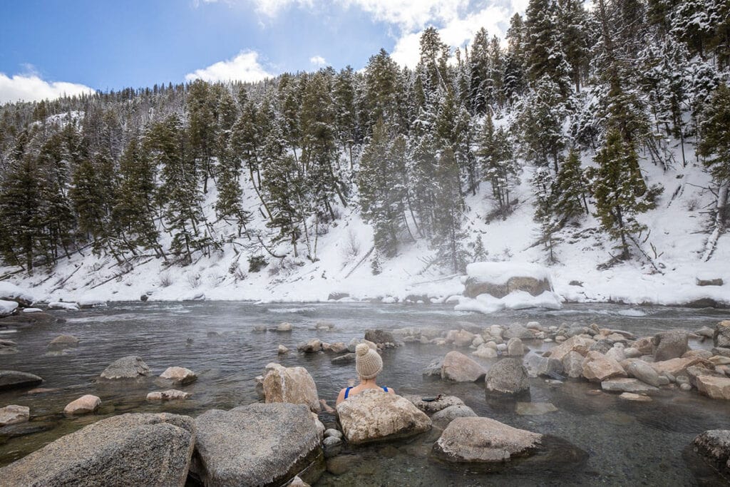 Stanley, Idaho hot springs / Not familiar with the rules of a good soak? Here are our best tips for hot springs etiquette including how to handle noise, nudity, and more.