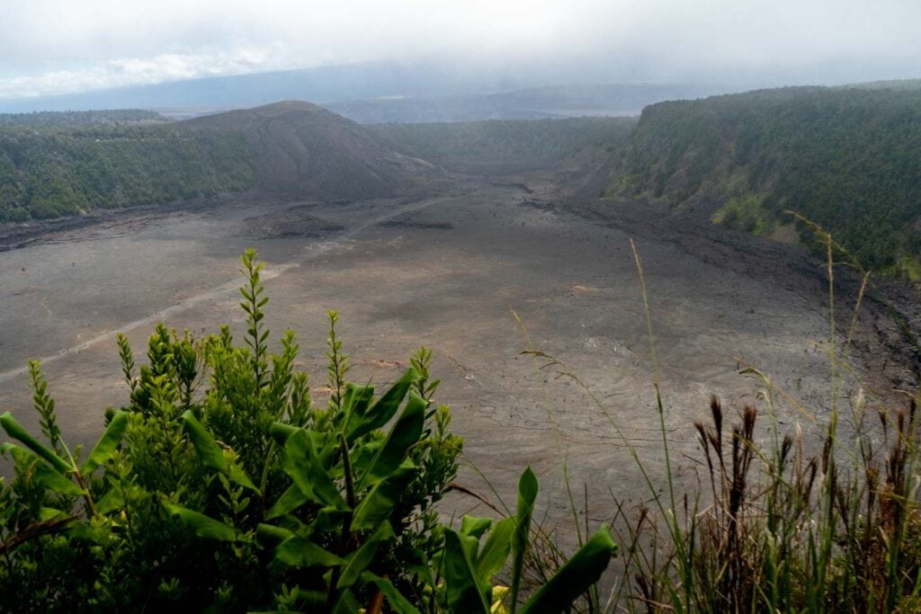 Kilauea Iki Crater // Discover the best things to do in Kona Hawaii including snorkeling with sea turtles and manta rays, visiting Volcanoes National Park, & more! 