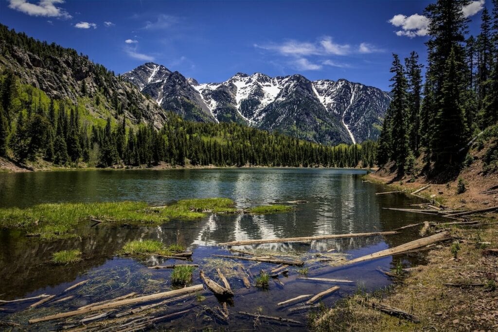 Spud Potato Lake // Learn about the best fall hikes in Southwest Colorado near Durango, Telluride, and Great Sand Dunes National Park with trail stats and more.