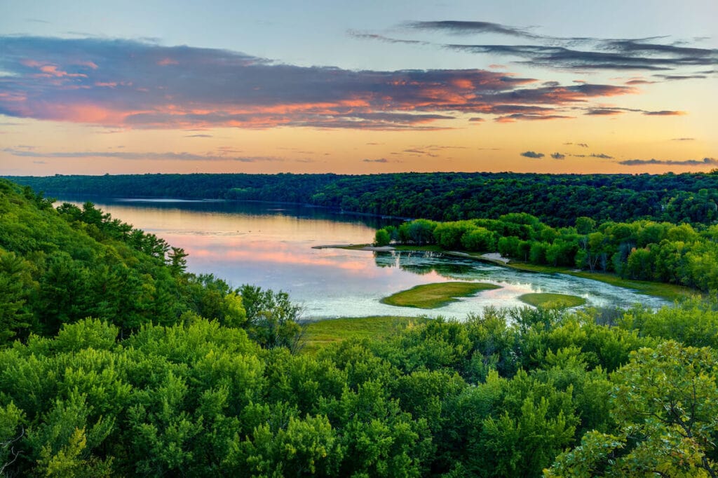 St. Croix State Park // See the top Minnesota road trip stops for outdoor adventure including State Parks, scenic drives, waterfalls, and day trips from Minneapolis.