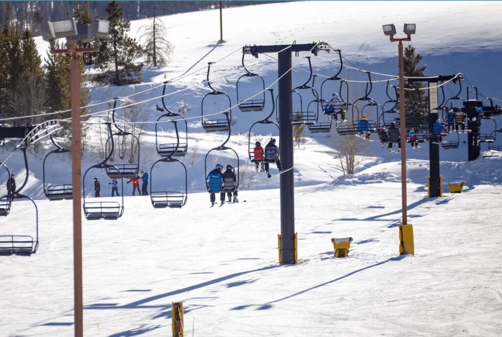 Granby Ranch // Discover 12 of the best ski resorts for beginners in the West with lessons, reasonable prices, and plenty of beginner terrain.