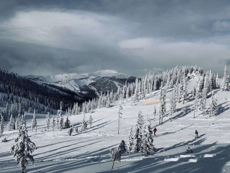 Colorado Gems: 11 Affordable Ski Resorts – Bearfoot Theory