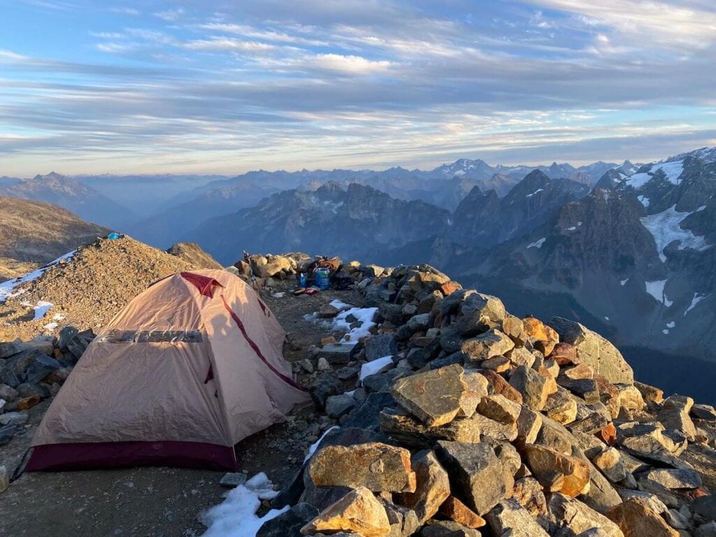 North cascades national outlet park backpacking