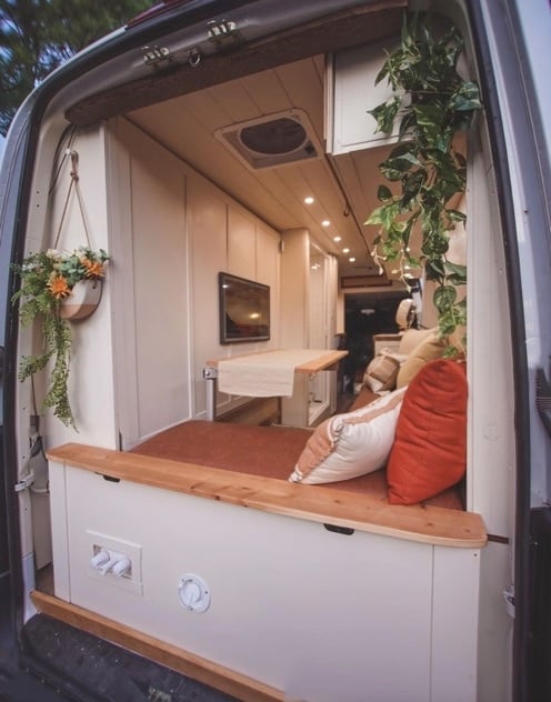 Murphy bed outlet van conversion