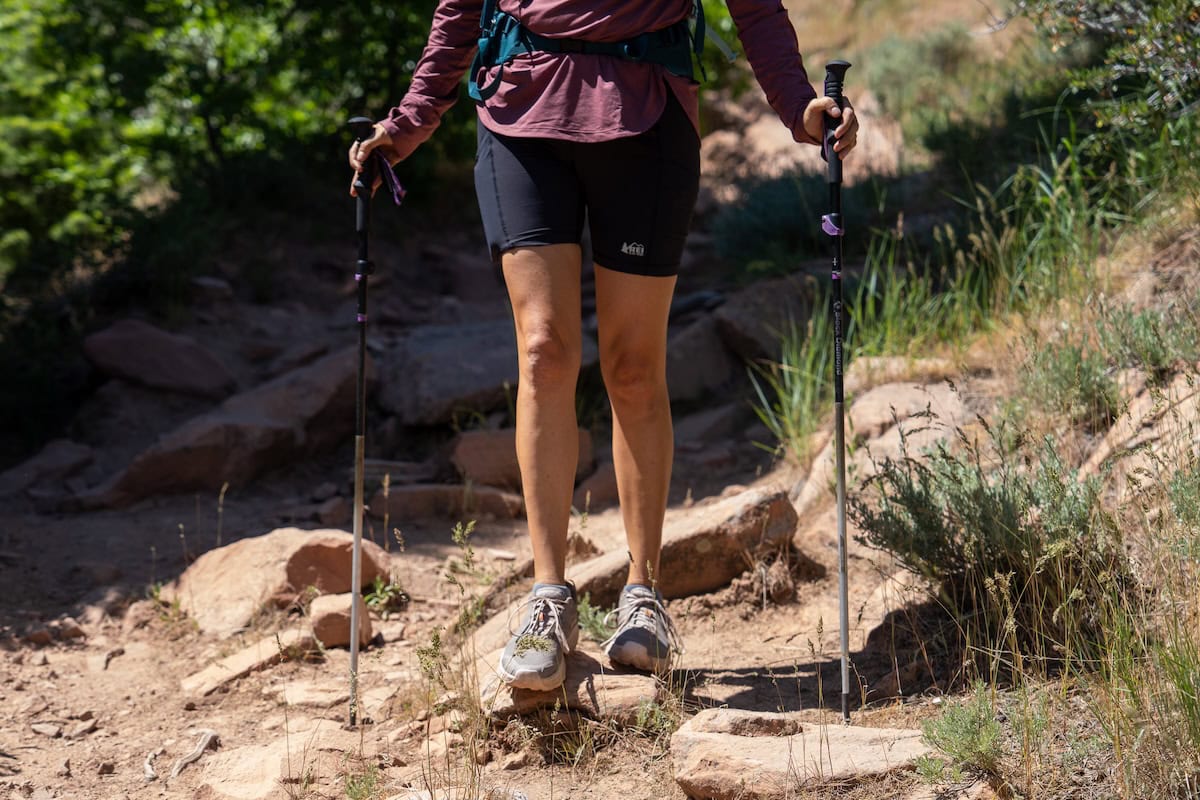Oboz Katabatic LT Low hiking shoes on a rocky trail
