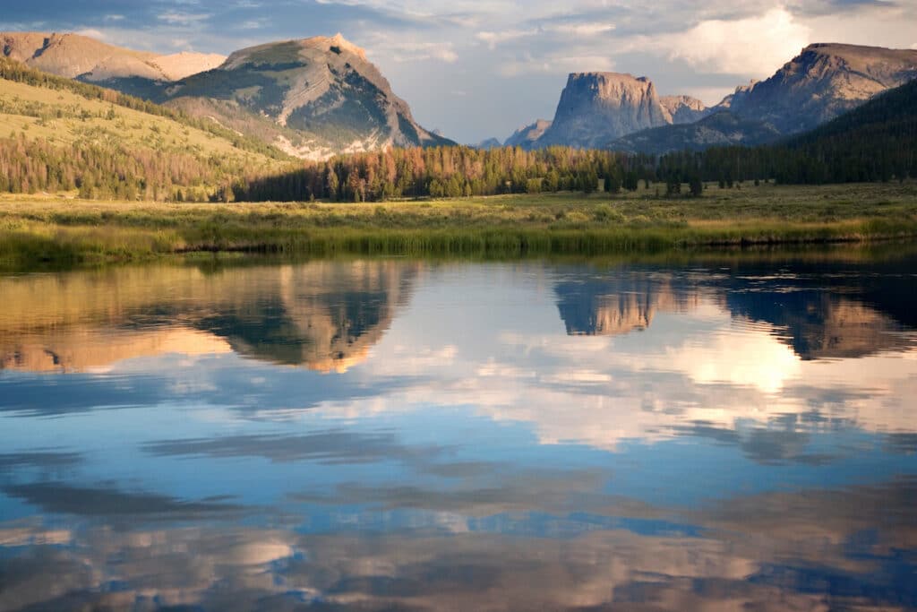 Green River Lake landscape from the CDT and Wind River Range Traverse