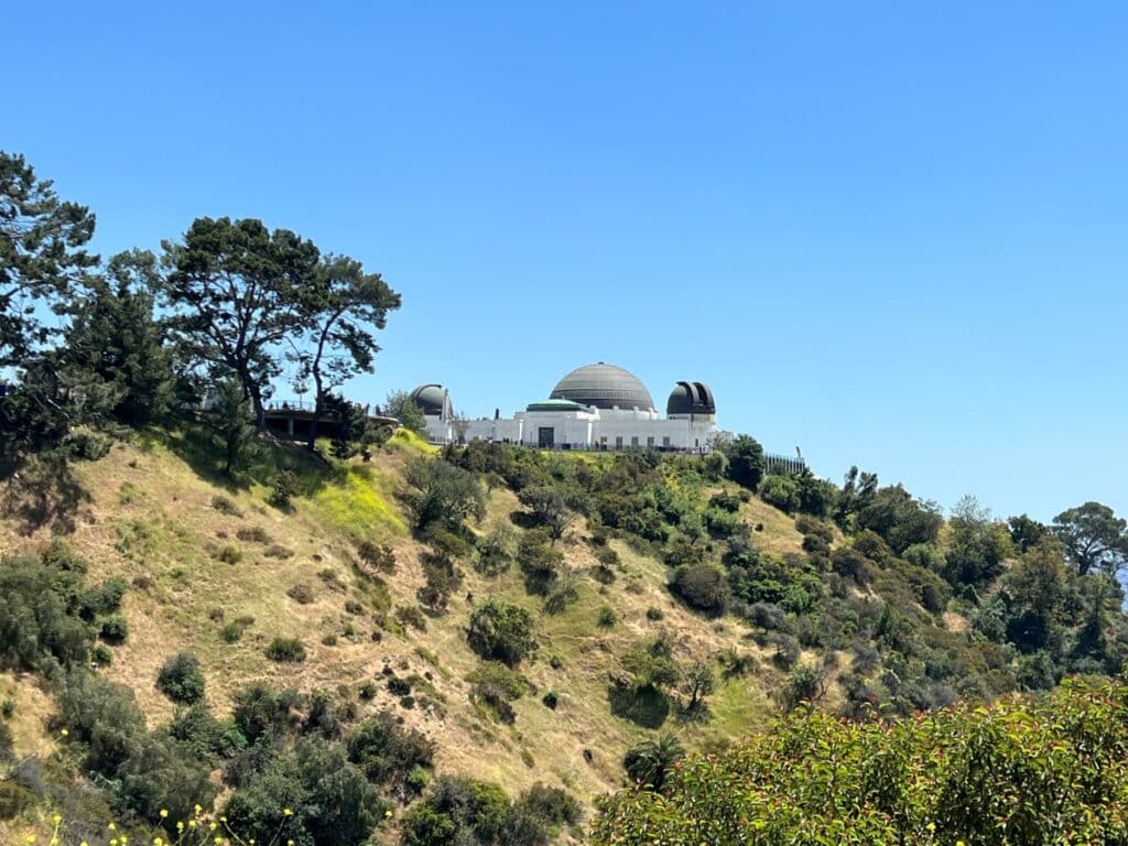 Griffith Observatory in hills whilom Los Angeles