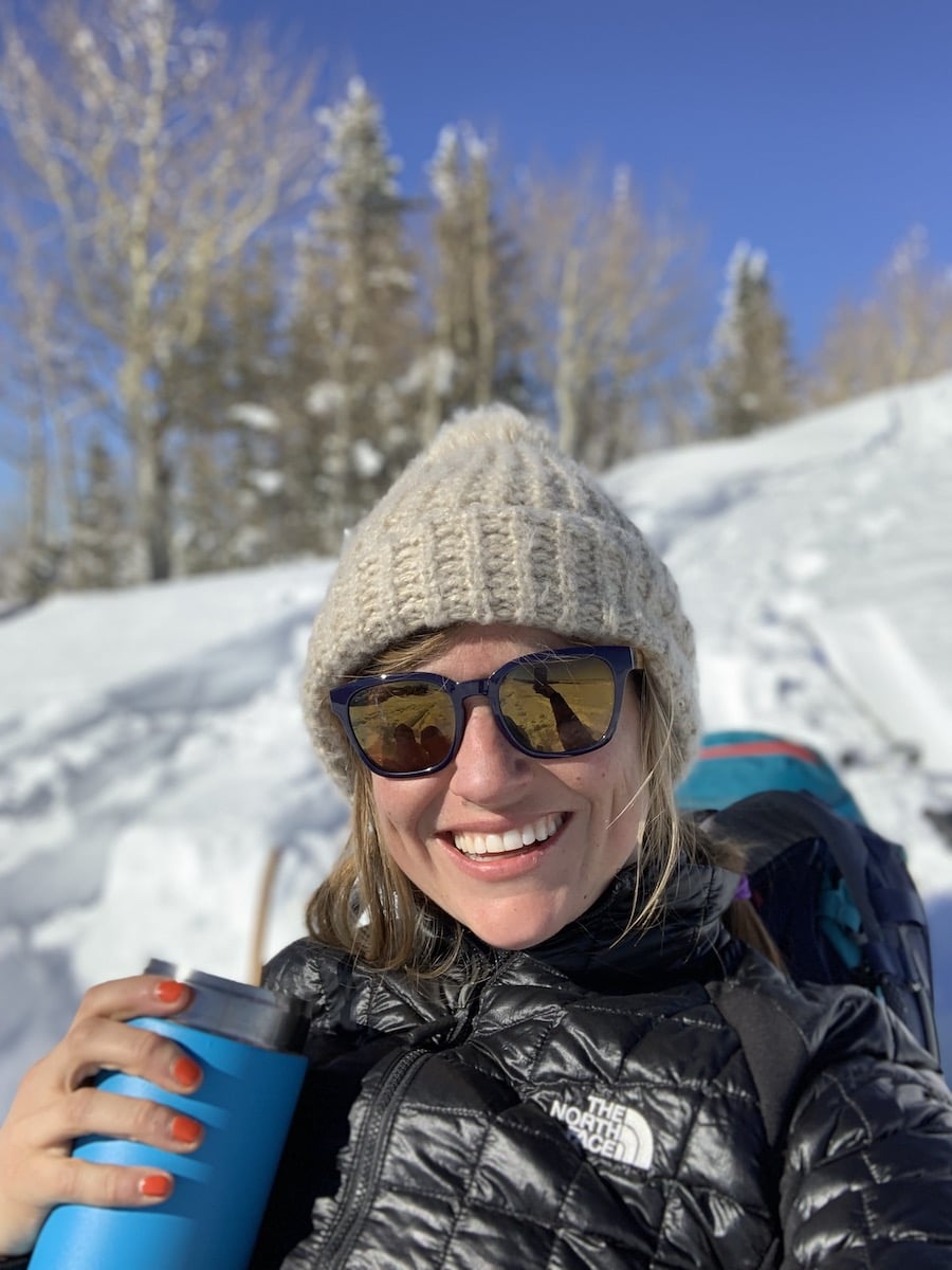 25 Winter Hiking Tips for Staying Warm and Safe in the Snow – Bearfoot ...